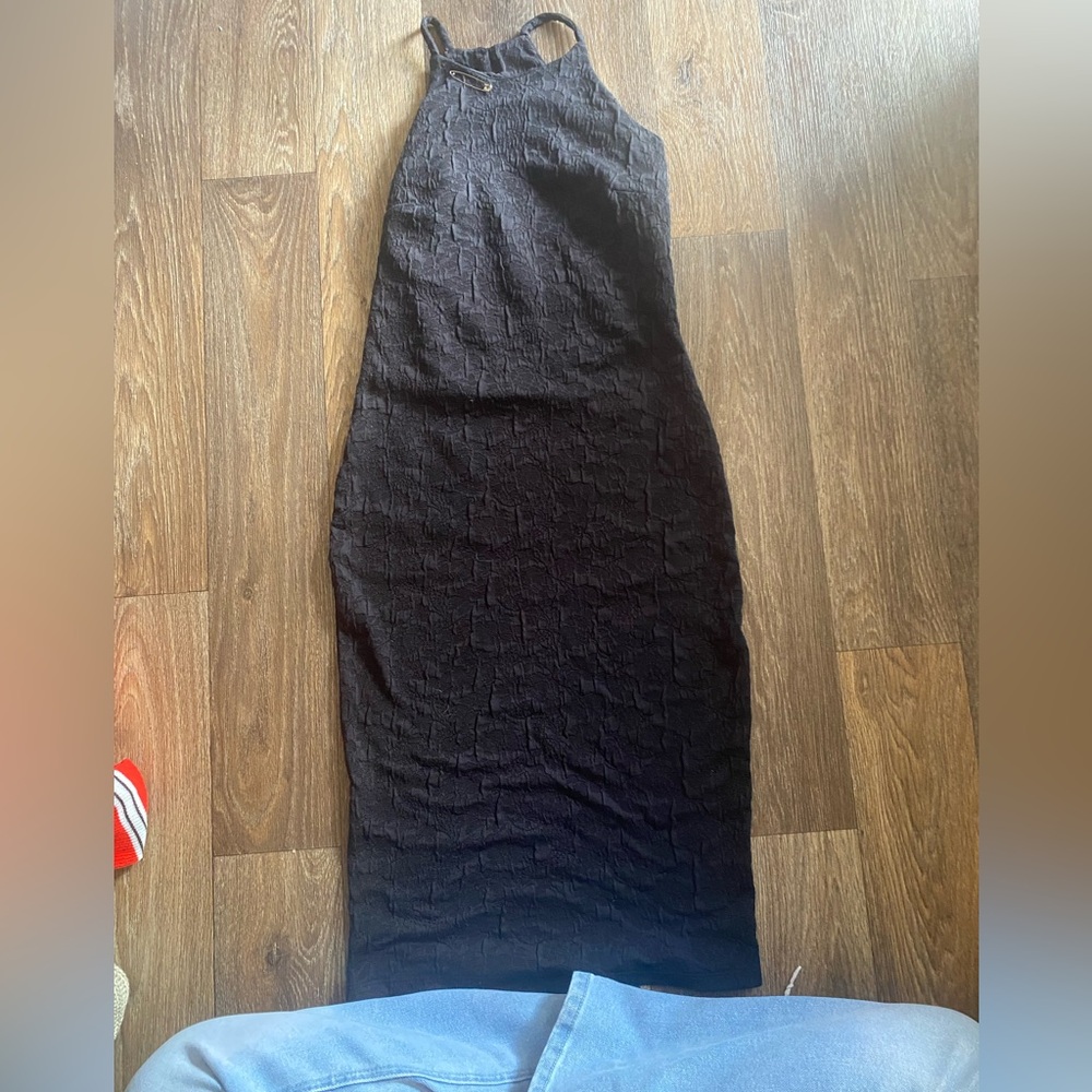 Black fitted dress